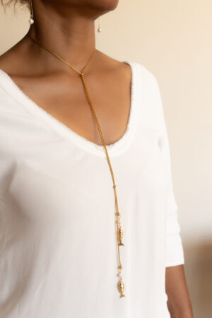 Collar 16